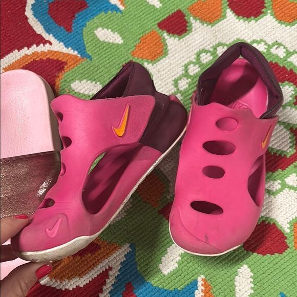 Nike Kids Pink Sandals Bundle - Picture 2 of 12